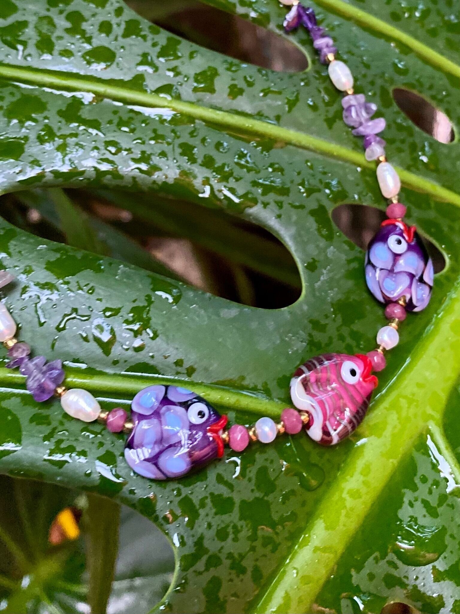 Piscis "Tres peces violetas"